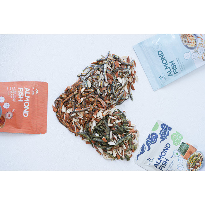 Crystal of The Sea Almond Fish Snack / Snack / Cemilan Almond Ikan Kering
