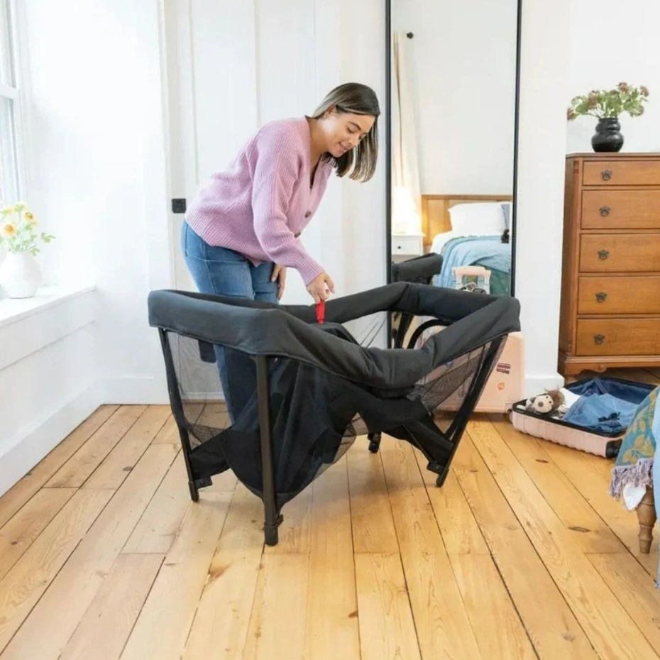 Joie Playard Amigo 120 Travel Cot / Baby Box Tempat Tidur Bayi