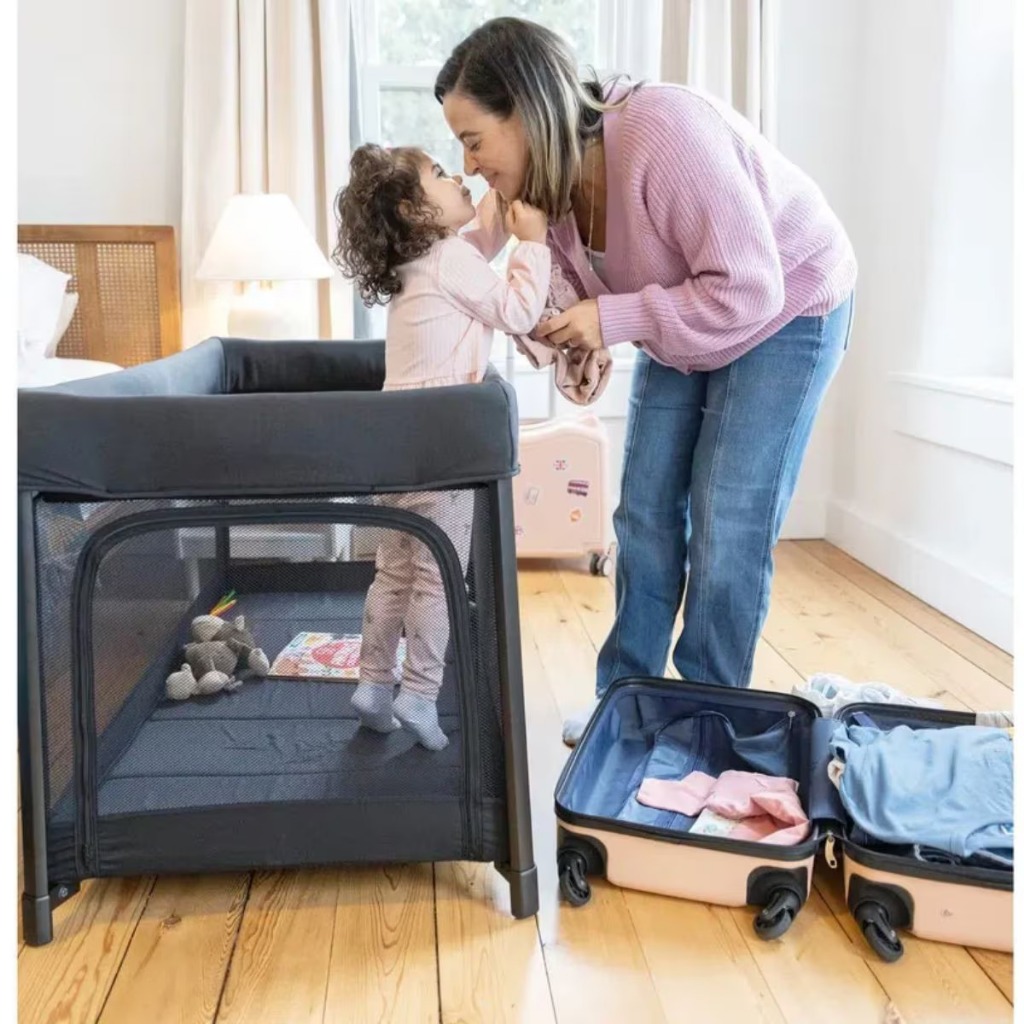 Joie Playard Amigo 120 Travel Cot / Baby Box Tempat Tidur Bayi