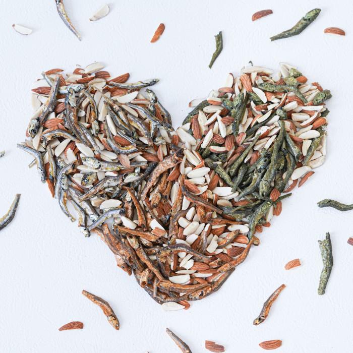 Crystal of The Sea Almond Fish Snack / Snack / Cemilan Almond Ikan Kering